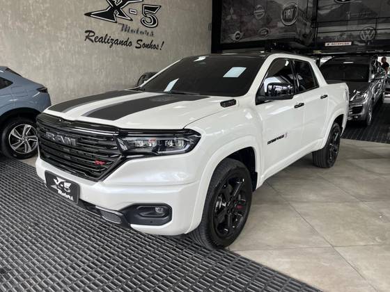 RAM RAMPAGE 2.0 HURRICANE 4 TURBO GASOLINA R/T 4X4 AUTOMÁTICO